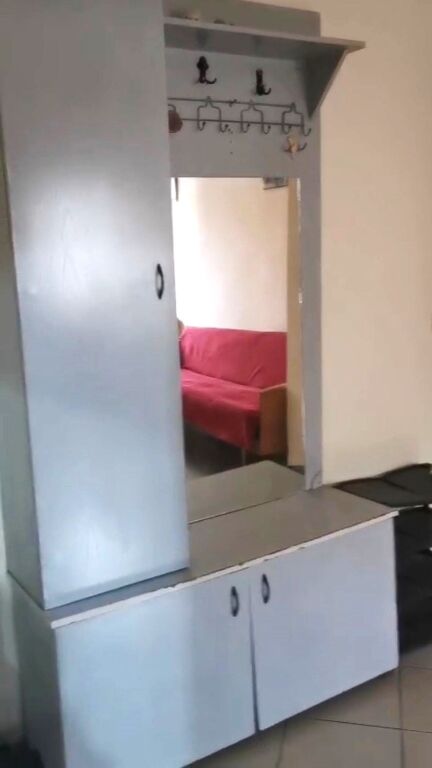 Jepet me qera apartament 2+1 tek Rruga e Dibres , 450 Euro