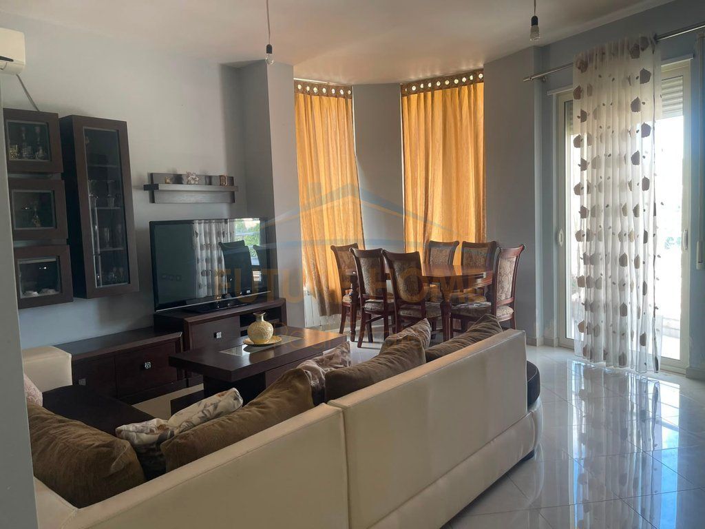 Shitet, Apartament 2+1, Tufinë, Tiranë
