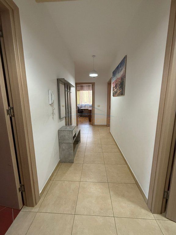 Qera, Apartament 2+1, Concord Center, Rruga 5 maj, Tirane