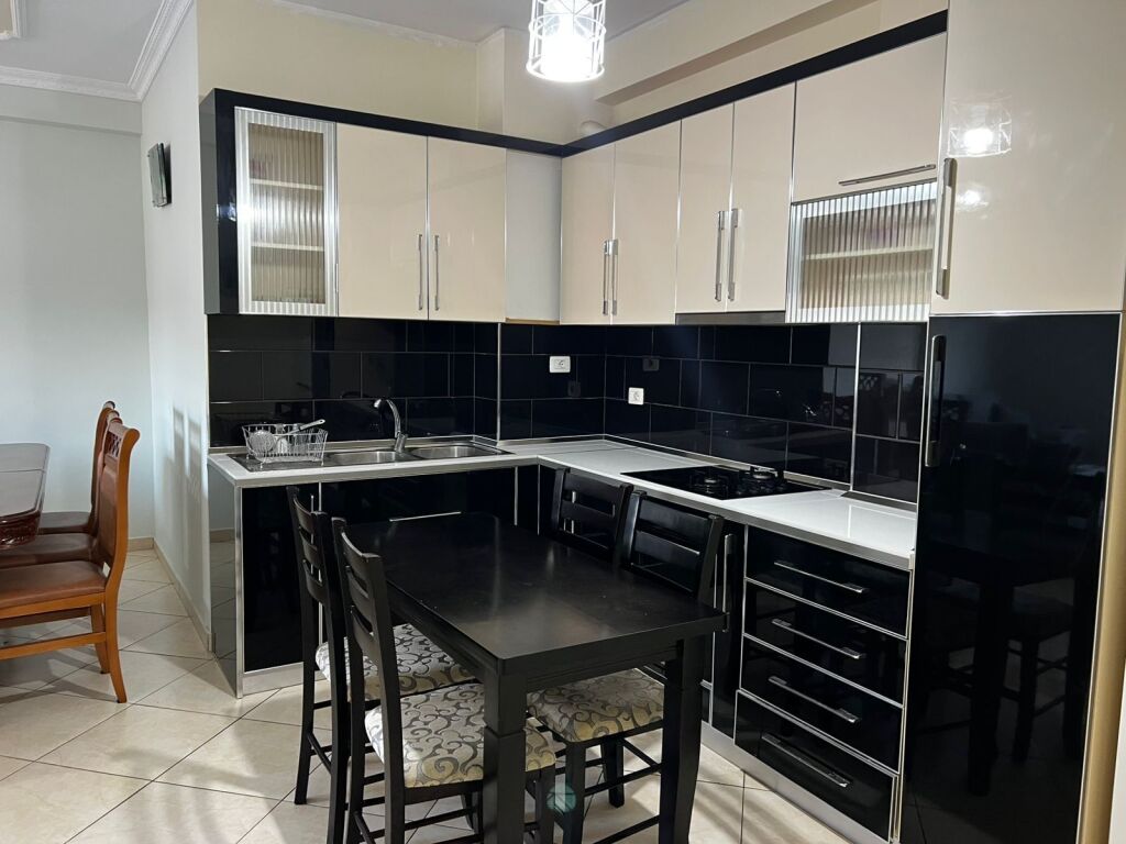 Appartamento 2+1 in affitto a Bishti Kalldremit Vlore 350€