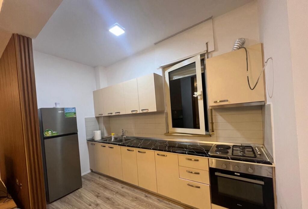 JEPET APARTAMENT ME QERA 1+1 LIQENI I THATE