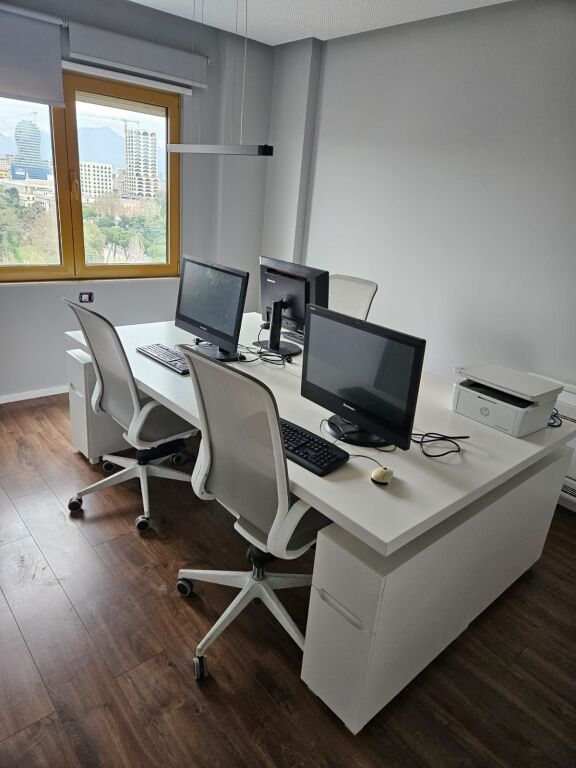 OFFICE SPACE FOR RENT 167 M2 IN BLLOK 2900 EURO