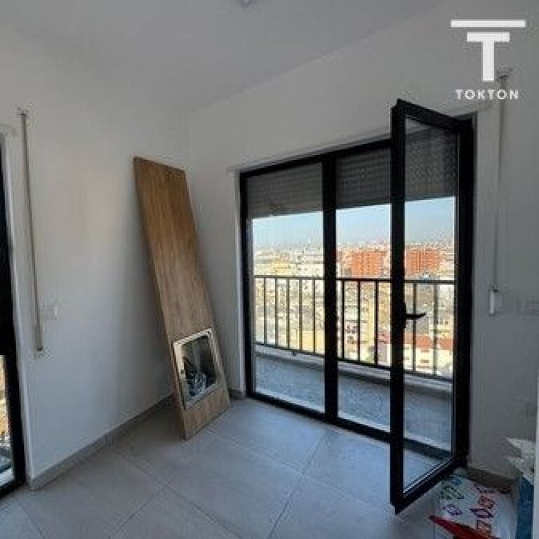 FOR SALE, APARTMENT 3+1+2, DIBRA STREET, TIRANA
