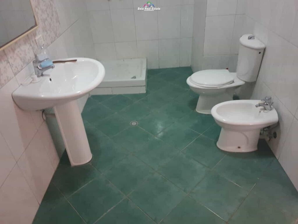 Ufficio in Affitto al Viale Zogu i Pare (ID BZ2977) Tirana