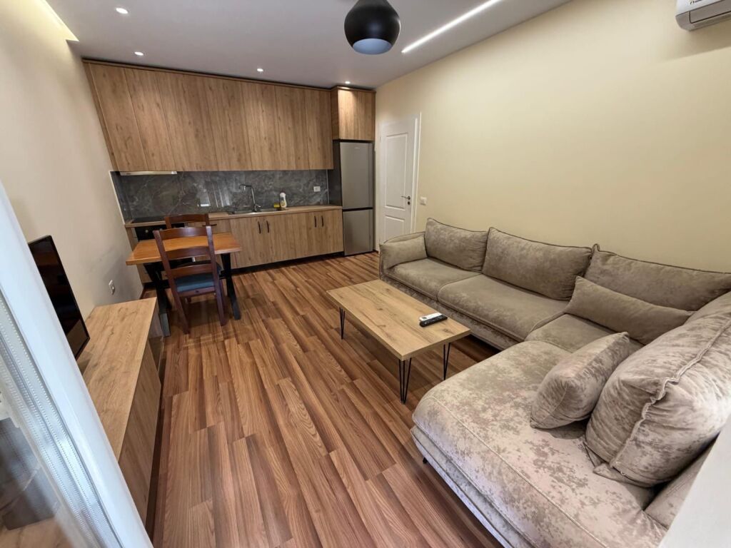 Affittasi 1+1 ASTIR VILA L2
