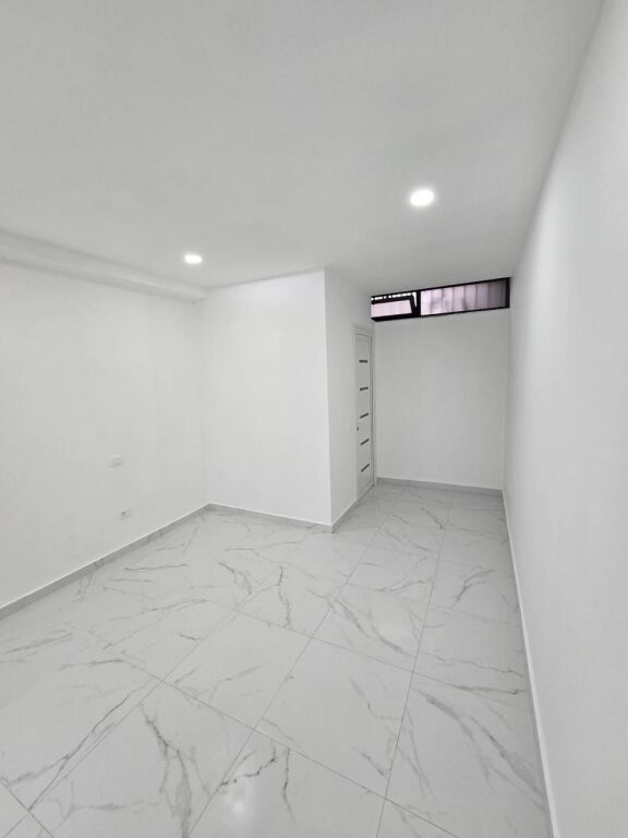 LOCALE COMMERCIALE IN VENDITA | VASIL SHANTO 📍 Vicino a KESH