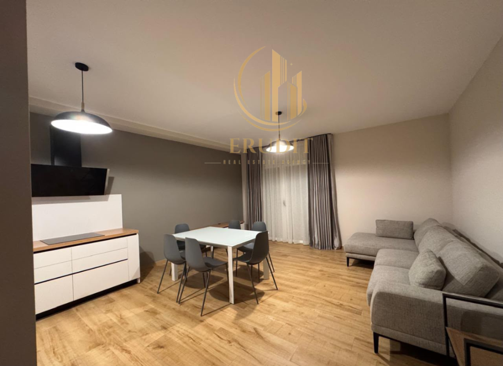 🏡 Appartamento in Affitto a Lungomare, Vlora  Prima Linea Mare 🌊