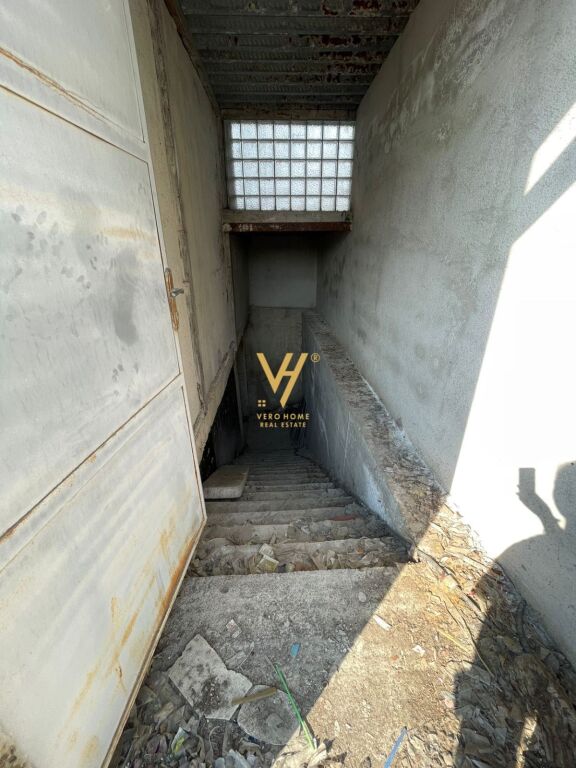LOCALE COMMERCIALE 420 M2 IN AFFITTO A XHAMLLIKU 1.500 EURO