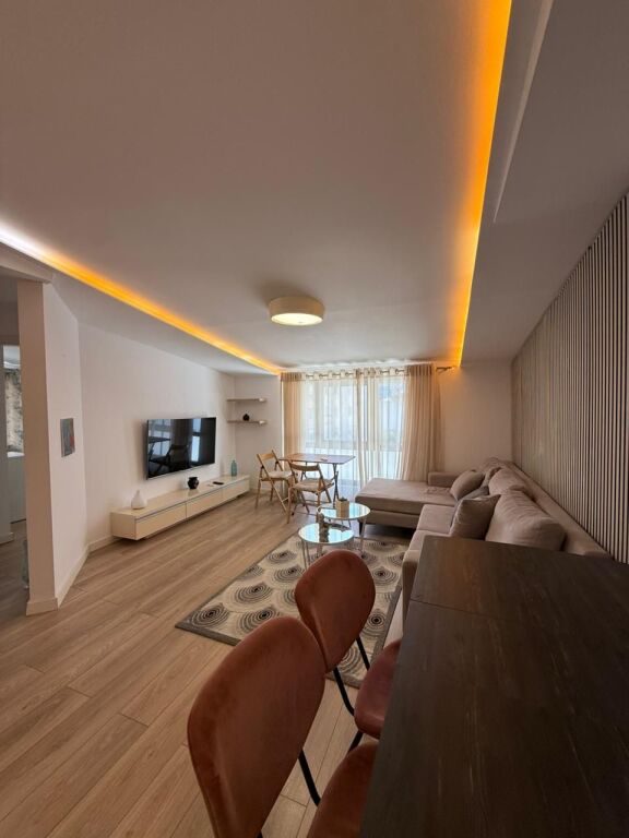 Apartament 2+1 me qera, Bllok.