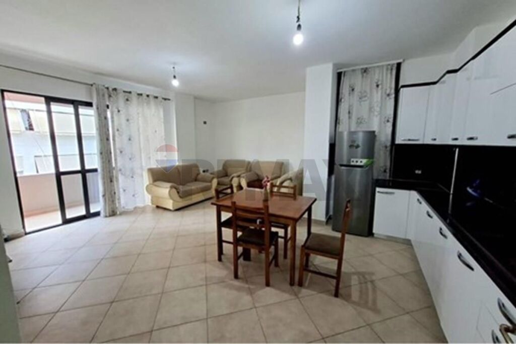 Apartment 2+1 for Sale in Yzberisht