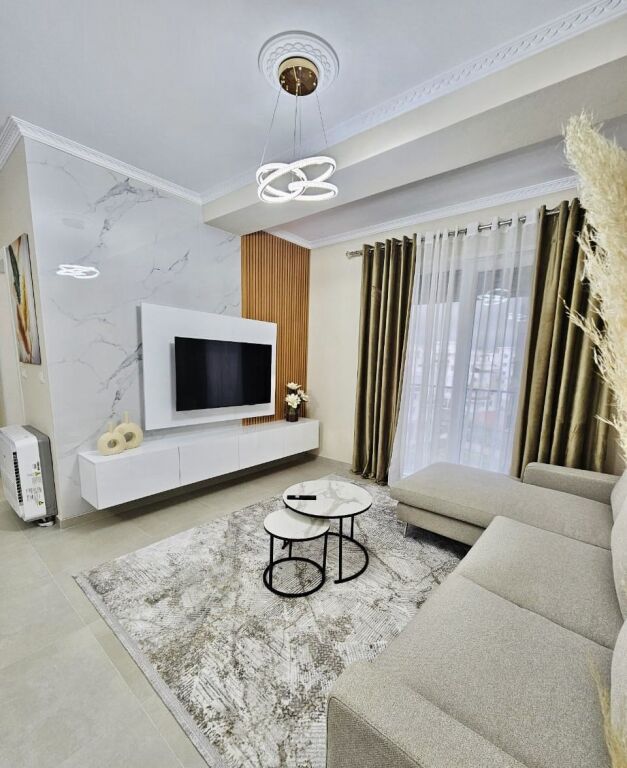 Affitto | Apartament 2 + 1 | Astir | 600 €/mese