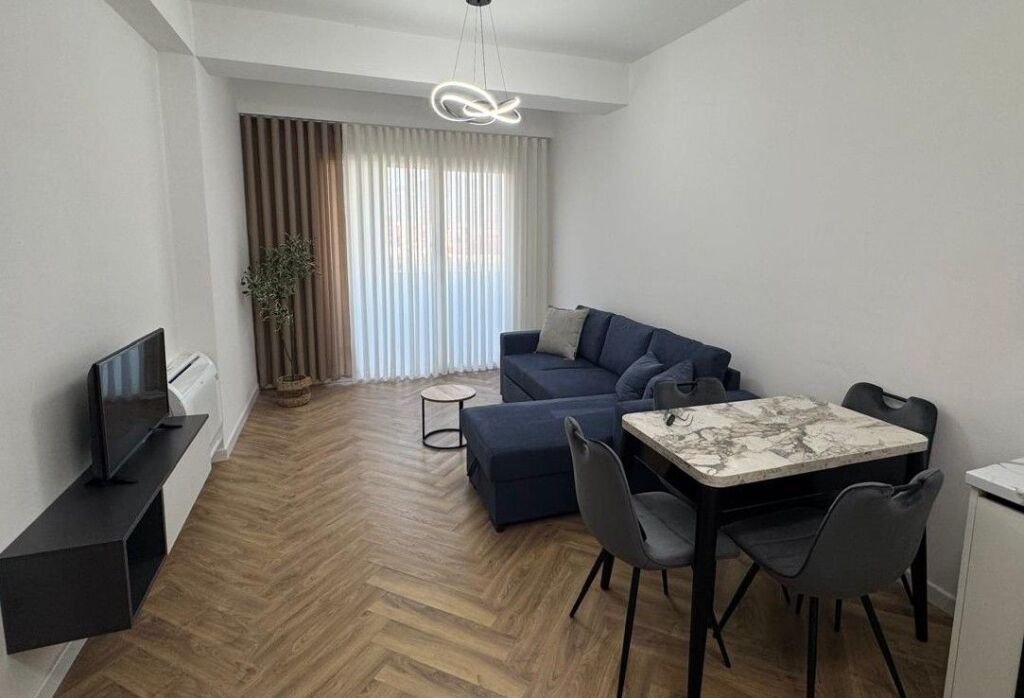 📌Appartamento 2+1+2 in Affitto vicino al Giardino Zoologico, Tirana
