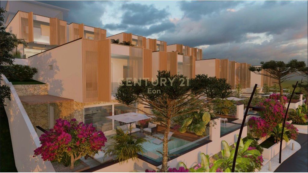 Villa con piscina in vendita a Currila Coast, Durrës (Ballore sul mare) !