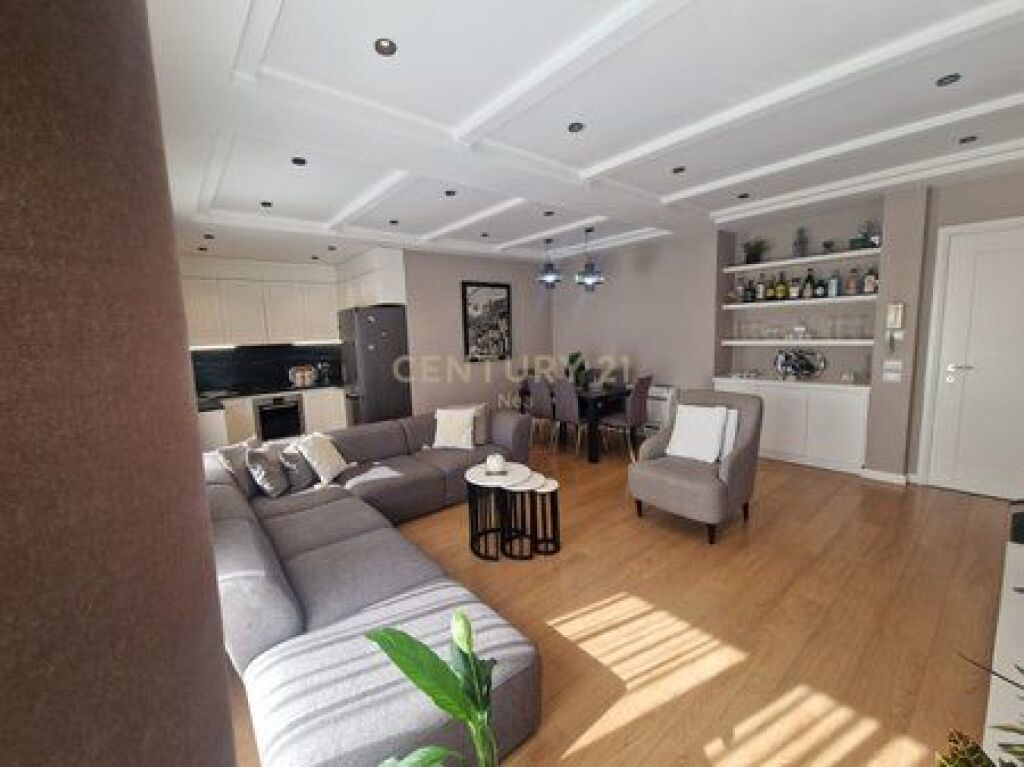 APARTMENT 3+1+2 FOR RENT