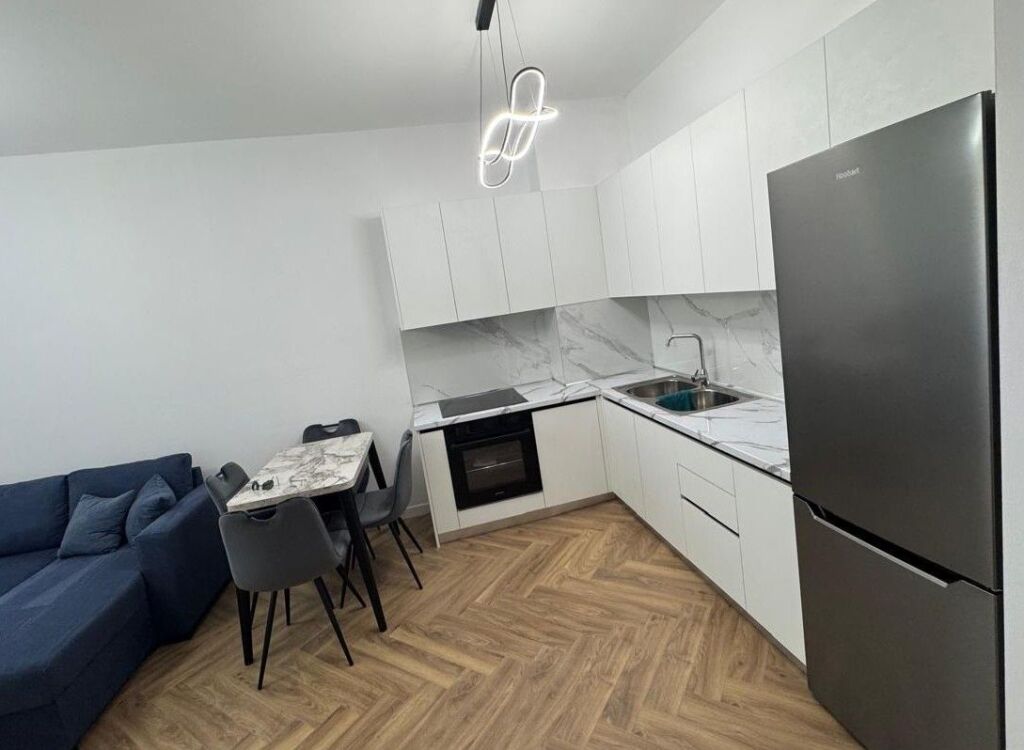📌Appartamento 2+1+2 in Affitto vicino al Giardino Zoologico, Tirana
