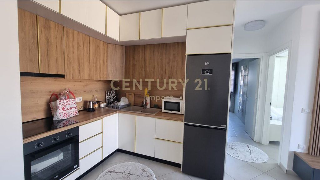 APPARTAMENTO 2+1+2 CON POSTO AUTO, IN AFFITTO PRESSO FIORI DI BOSCO! 850 € /Mese