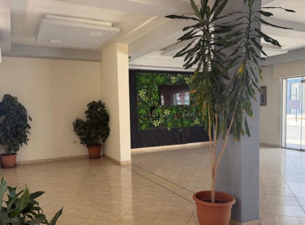 NEGOZIO IN AFFITTO 100 M2 DON BOSKO 100.000 LEKE FH-77062
