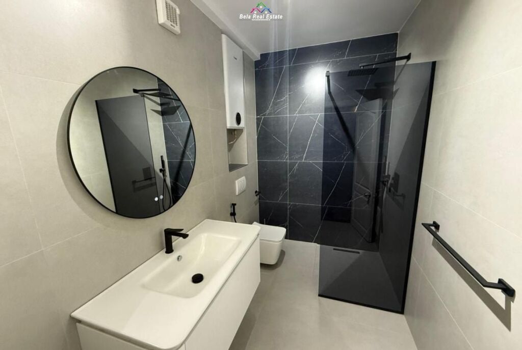 Zyre\Duplex me qera ne Qender (ID BZ2645) Tirane