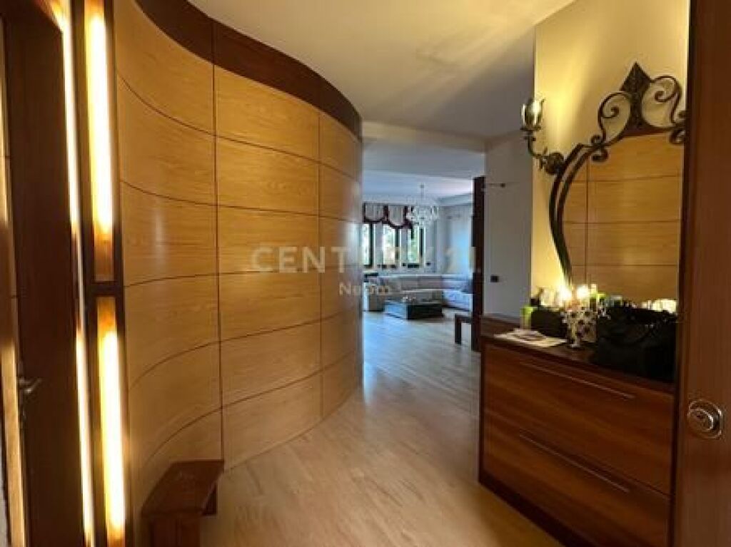 Apartment 3+1+3 Penthouse with Panoramic View from Tirana for Sale