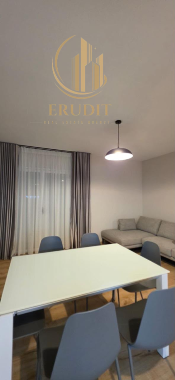 🏡 Appartamento in Affitto a Lungomare, Vlora  Prima Linea Mare 🌊