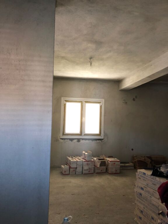 Casa su 3 piani con terreno di 1 dynym in vendita – Valas, Elbasan