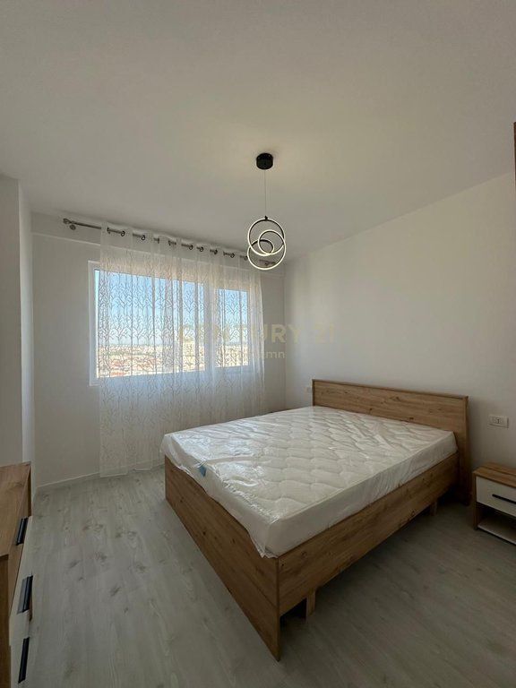 Appartamento 3+1+2 in affitto vicino al Mercato Industriale di Durazzo 800 € /Mese
