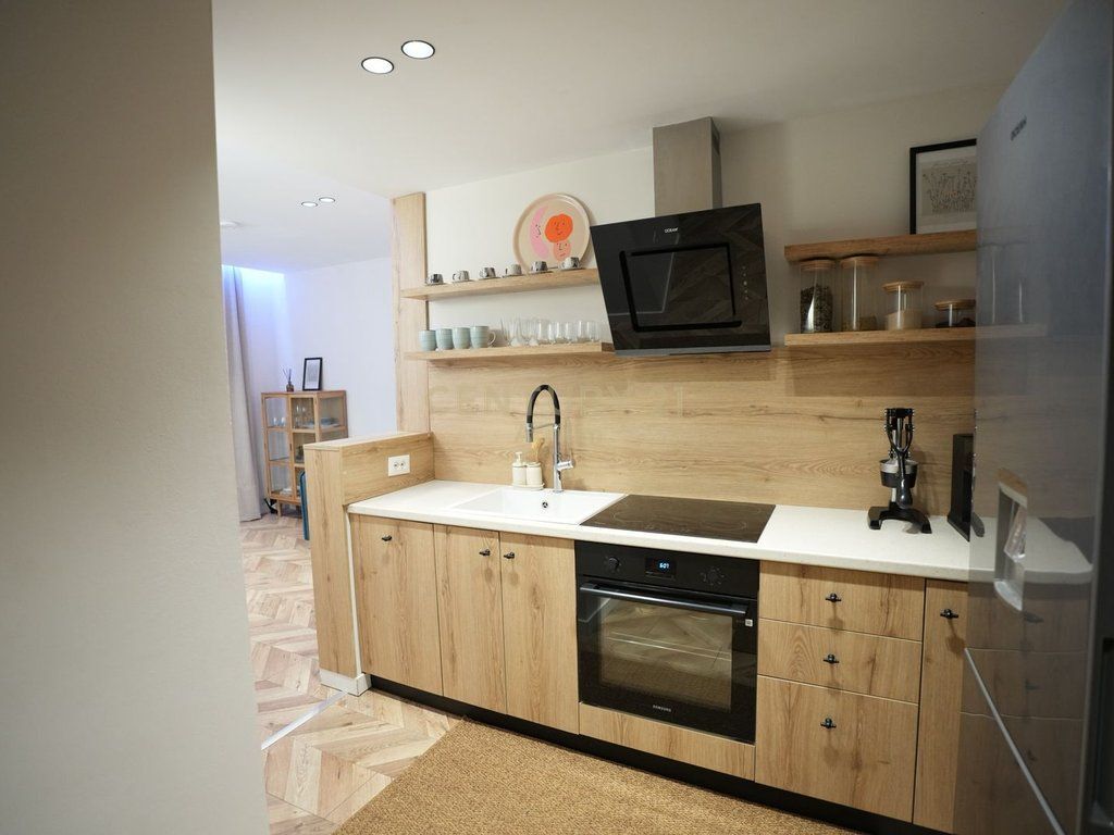 SHITET APARTAMENT I NDARE NE 1+1 DHE STUDIO PRANE BULEVARDIT TE RI