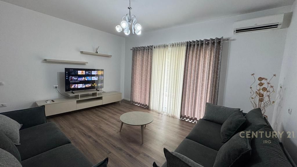 AFFITTASI APPARTAMENTO 2+1+POSTO AUTO VICINO AL GIARDINO BOTANICO! 750 € /Mese