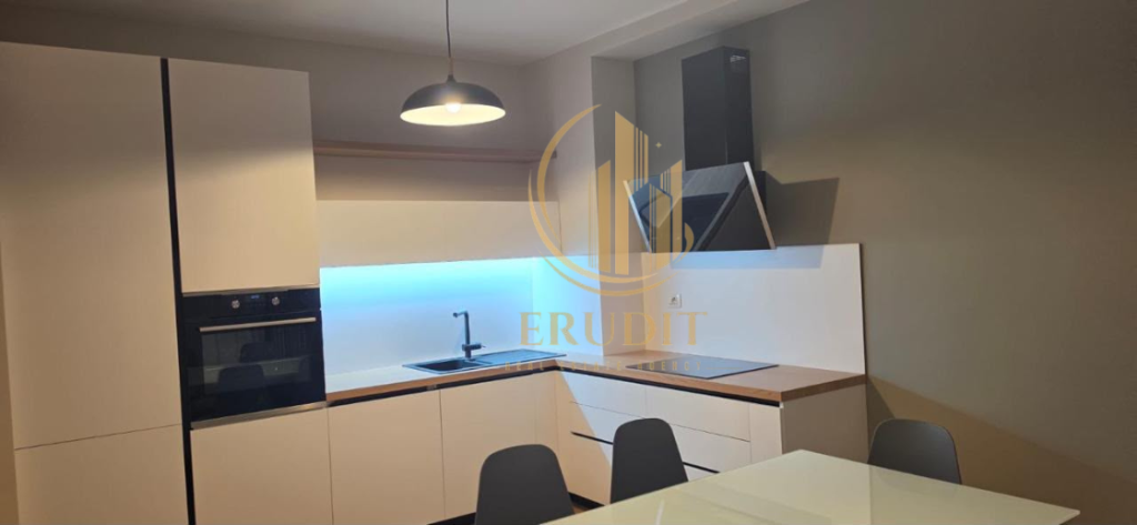 🏡 Appartamento in Affitto a Lungomare, Vlora  Prima Linea Mare 🌊