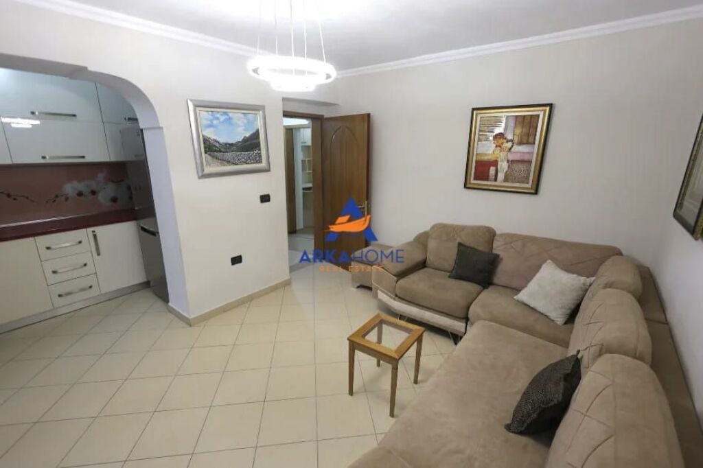 JEPET ME QERA APARTAMENT 2+1+ANEKS "MATERNITETI I RI" 55.000 LEKE