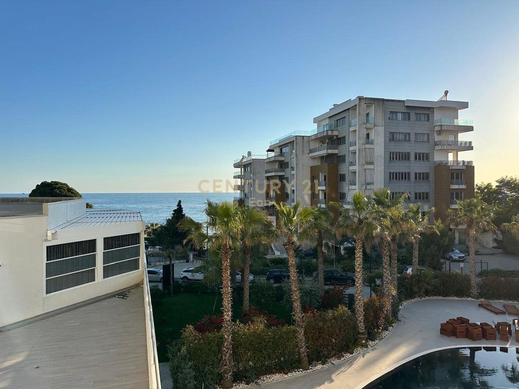 IN VENDITA APPARTAMENTO 2+1+2 CON VISTA MARE PRESSO "WHITE HILL RESIDENCE" A CURRILA !
