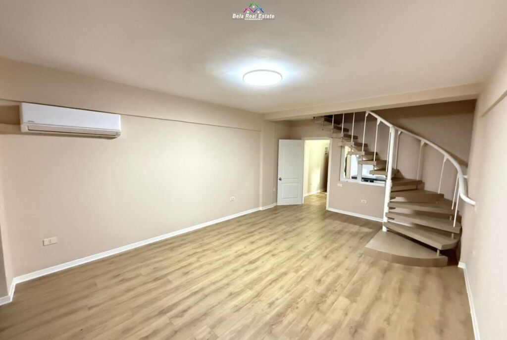 Zyre\Duplex me qera ne Qender (ID BZ2645) Tirane