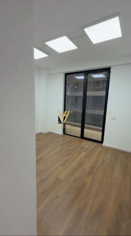 UFFICIO 116 M2 IN AFFITTO A MINE PEZA 900 EURO