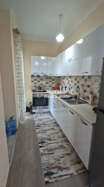 Rent | Shtëpi private 2 + 1 | Spitali Amerikan 2 | 500 €/month
