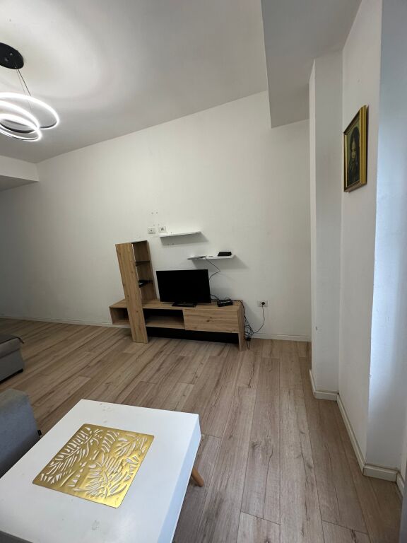 Affittasi 2+1 (convertito) + Parcheggio a Fresk 🏷️40.000 Leke
