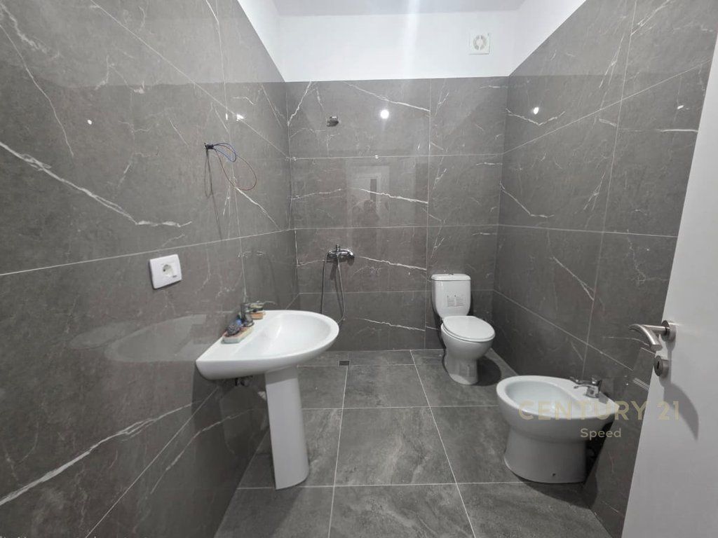 APPARTAMENTO 2+1 IN AFFITTO – SCUOLA UNITA 570 € /Mese