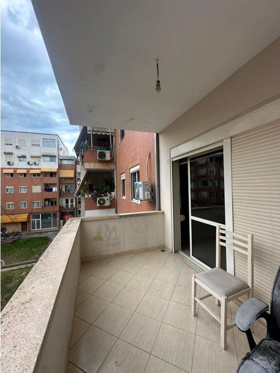 Affitto, Locale per ufficio, Comune di Parigi, Tirana