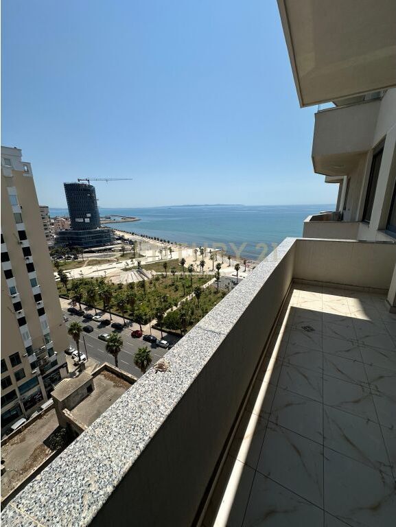 AFFITTASI APPARTAMENTO 2+1+2 CON VISTA MARE A VOLLGA! 1.200 € /Mese