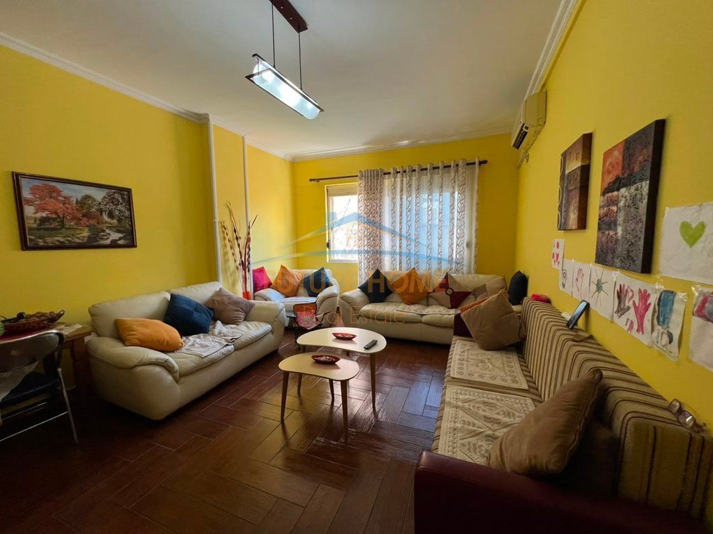 Vendesi in vendita 2+1, Via Dritan Hoxha, Tirana