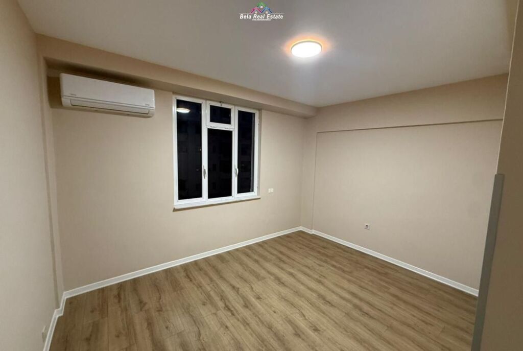 Zyre\Duplex me qera ne Qender (ID BZ2645) Tirane