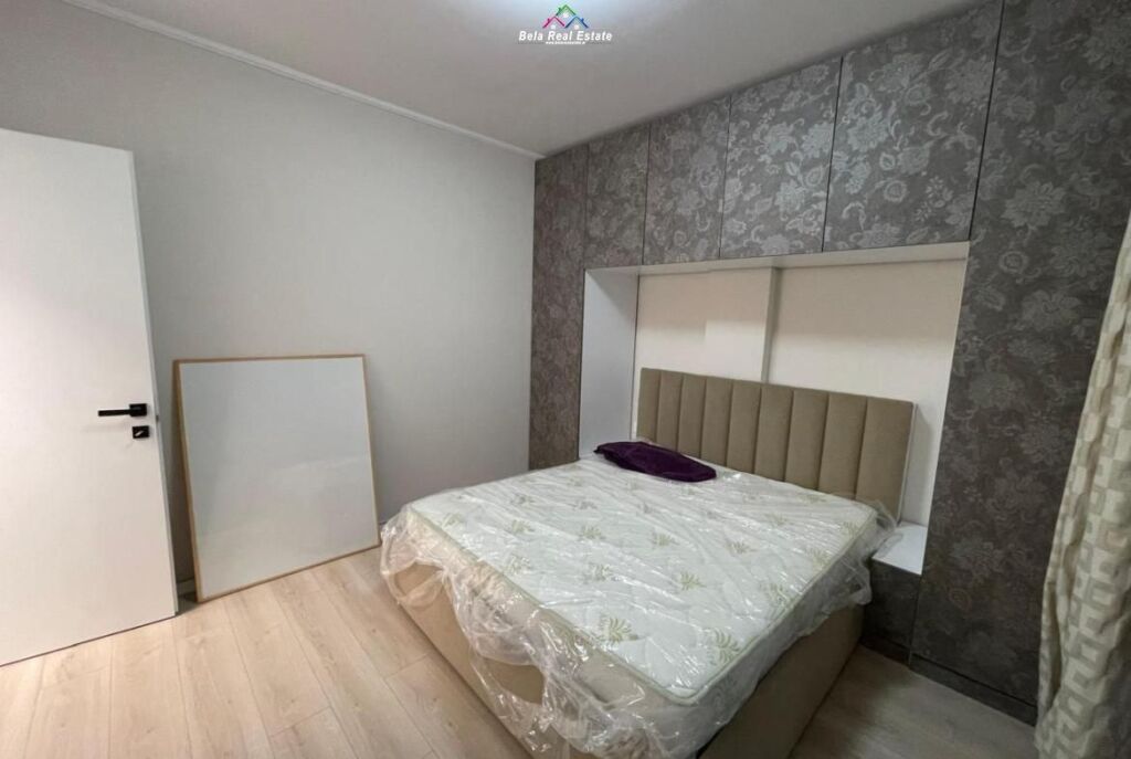 Appartamento In Affitto 1+1+Studio Vicino al ex Mercato Elettrico (ID B2101427) Tirana