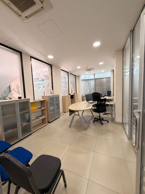 Business Premises for Rent – Port View, Durres