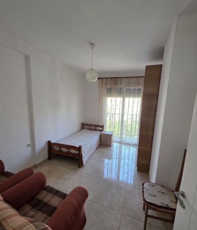 JEPET APARTAMENT 2+1 NE ASTIR, CMIMI 450 MIJE LEKE