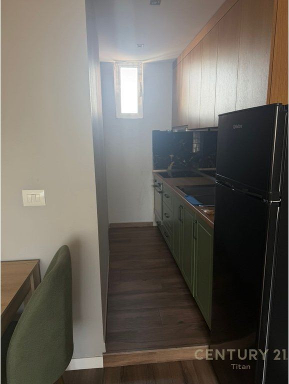 Affittasi appartamento 1+1 al Pazari i Ri! 600 € /mese
