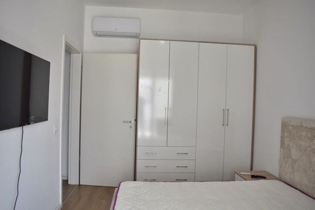Apaartament 1+1 per qera Ali Demi !