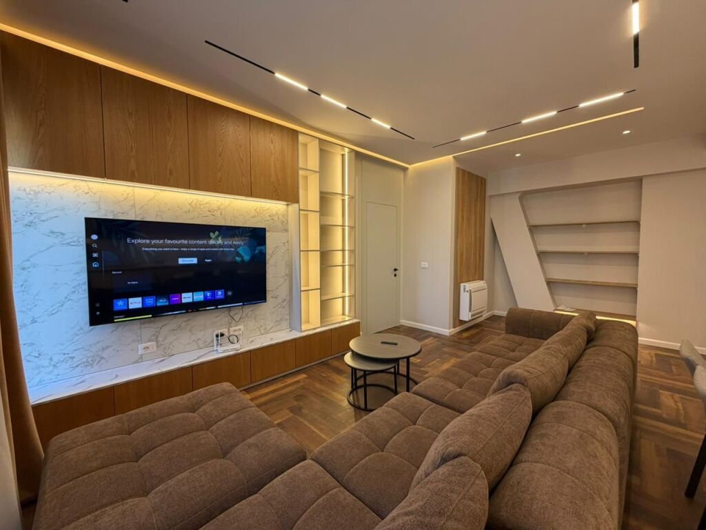 Appartamento 2+1 in affitto presso Garden Buliding Residence a 21 Dhjetori.