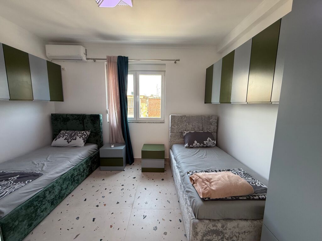 Appartamento 2+1 con due Bagni a Durazzo