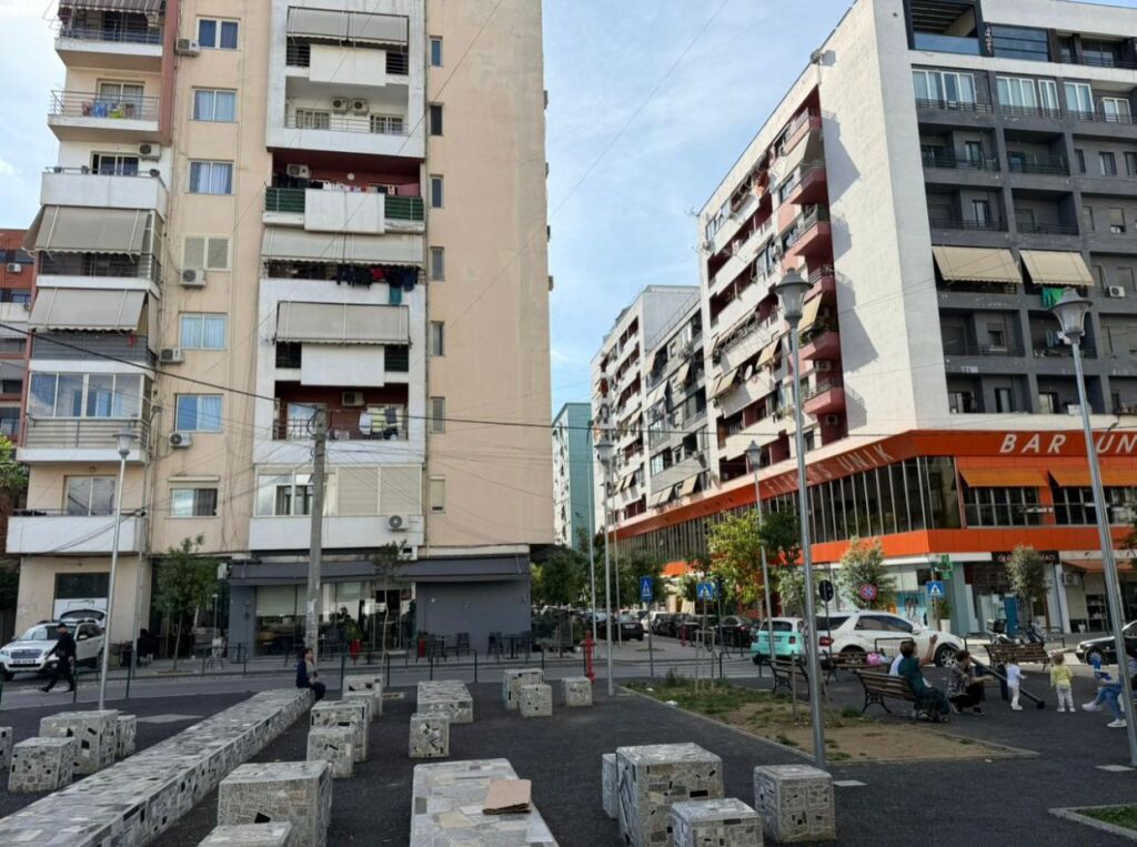 📣 FOR SALE Apartment 2+1+2 📍 Yzberisht, Near KMY, ET88 Complex ✨