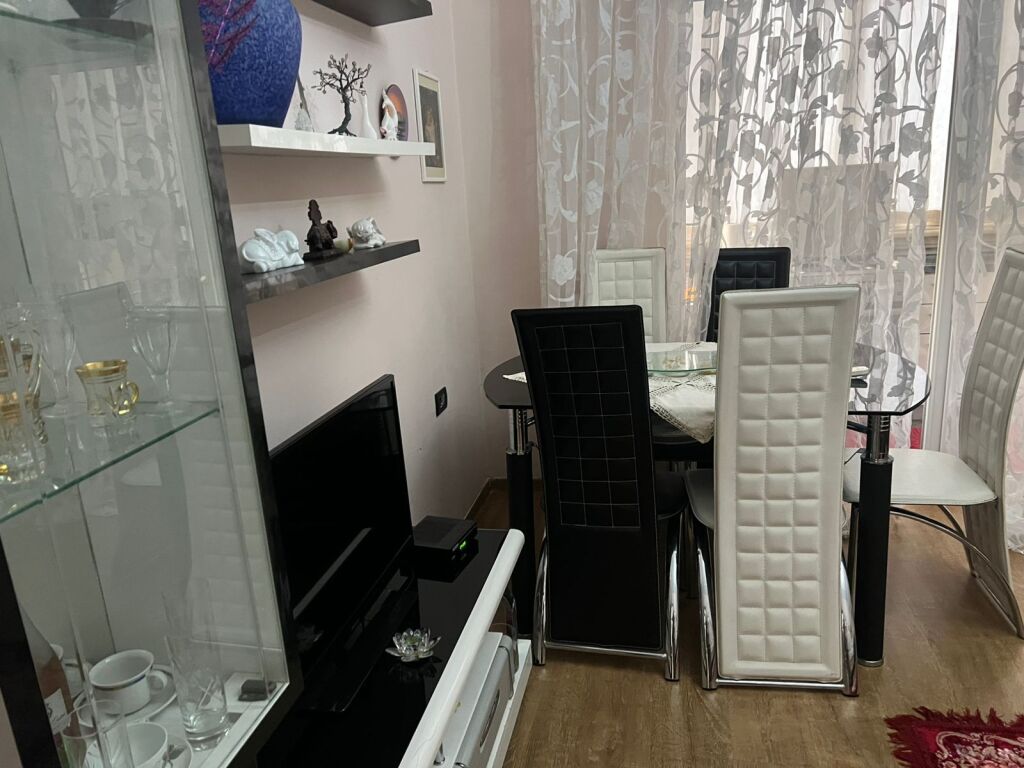 📌 Appartamento 2+1 in affitto vicino alla Rotonda di Selita, Tirana