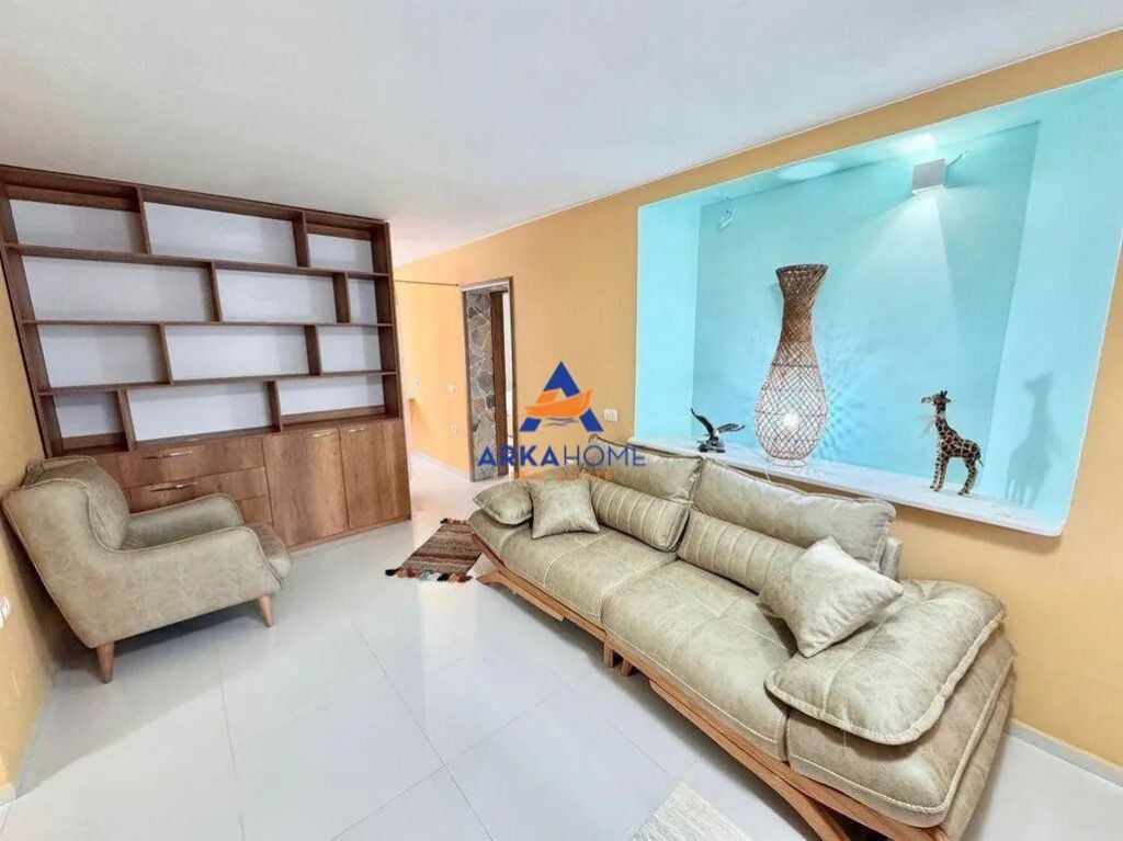 JEPET APARTMENT ME QERA 2+1+BALLKON "SHESHI WILLSON" 800 EURO